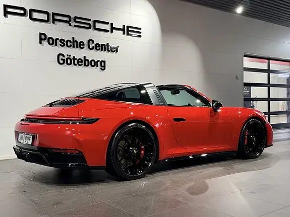 Porsche 911 Targa 4 Gts 2026 photo 4