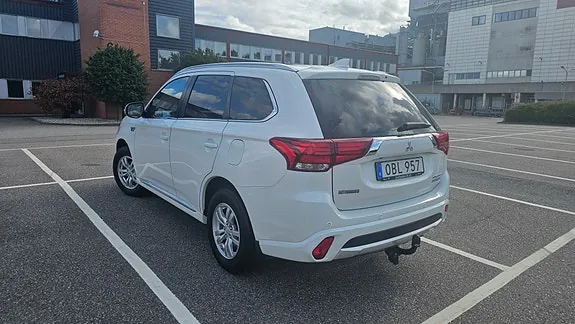 Mitsubishi Outlander 2016 photo 3