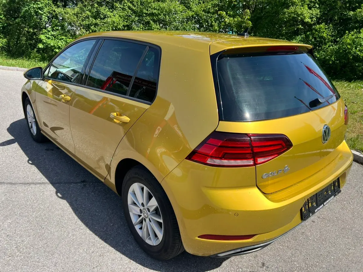 Volkswagen Golf 2017 photo 2