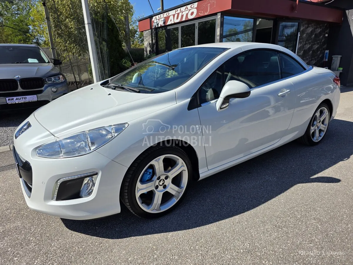 Peugeot 308 2013 photo 3