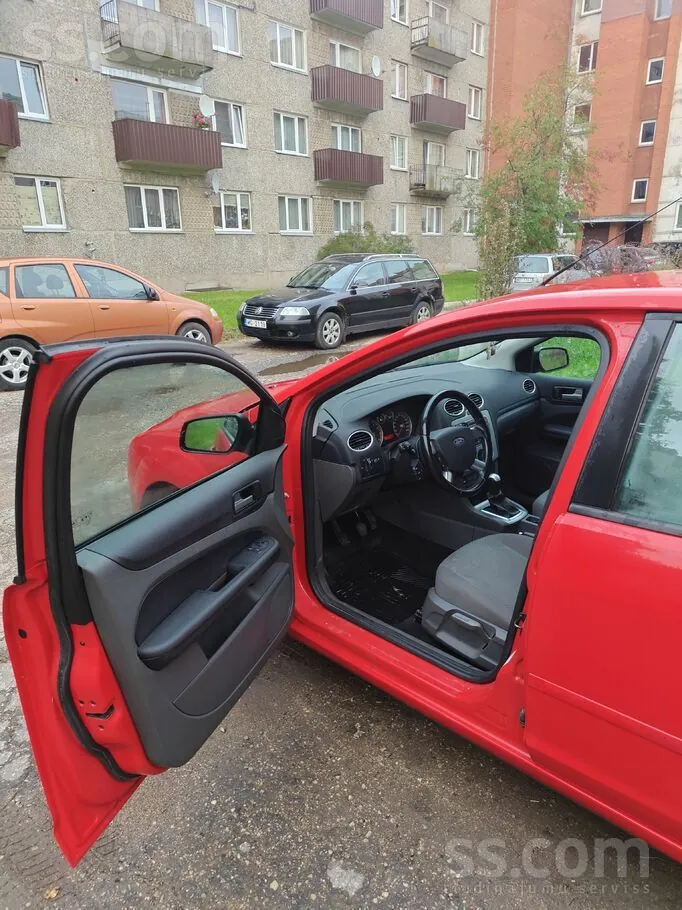 Ford Focus 2007 photo 2