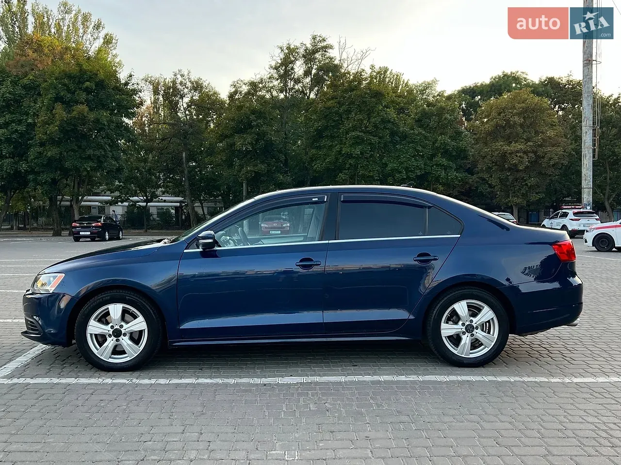 Volkswagen Jetta 2013 photo 4