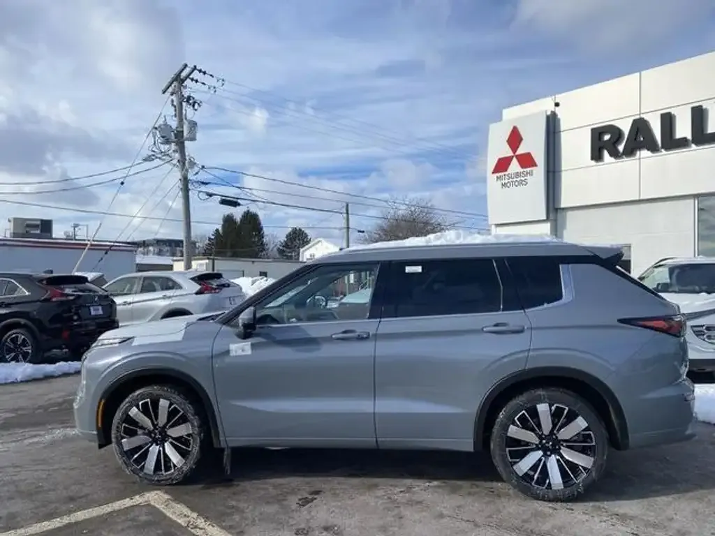Mitsubishi Outlander 2026 photo 5