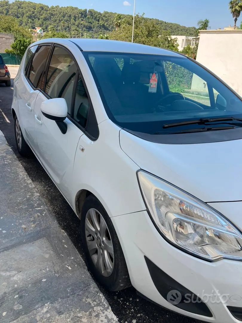 Opel Meriva 2013 photo 4