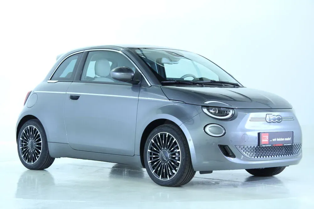 Fiat 500E 2022 photo 2