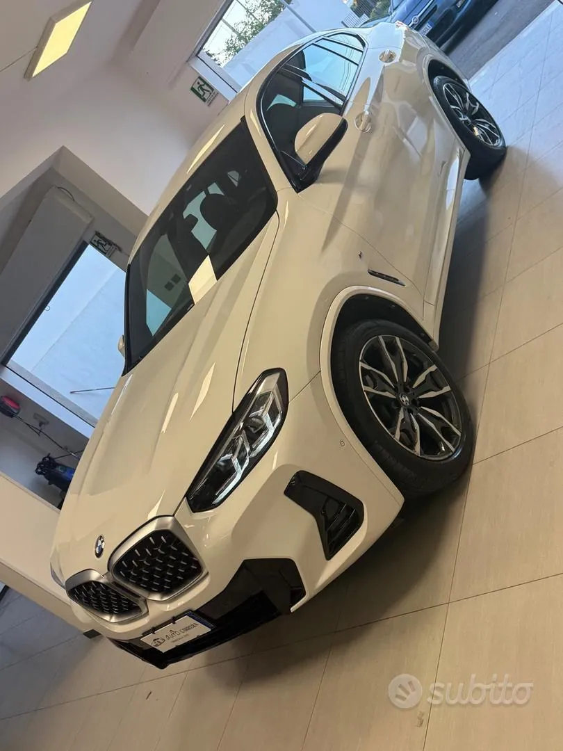 BMW X4 2022 photo 2