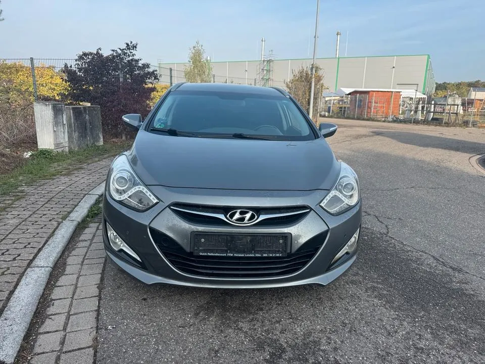 Hyundai I40