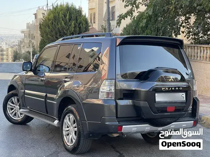 Mitsubishi Pajero 2016 photo 3