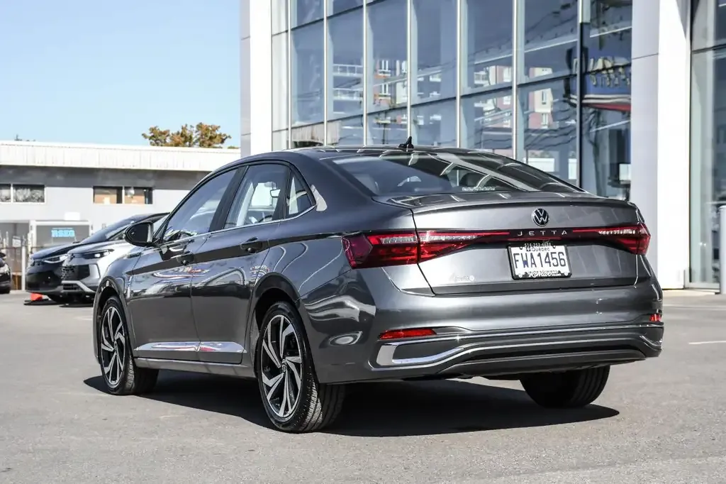 Volkswagen Jetta 2025 photo 4
