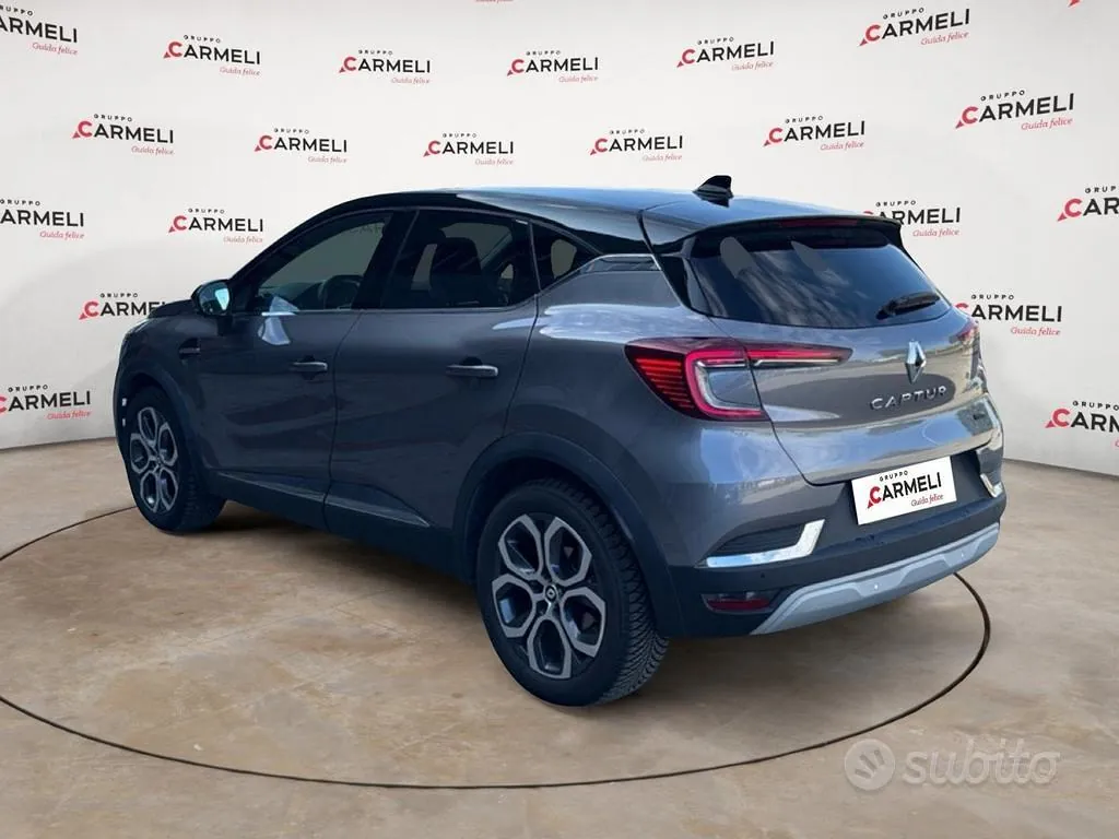Renault Captur 2023 photo 2