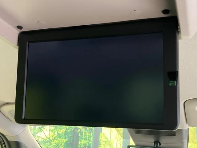 Nissan Serenade 2026 photo 5