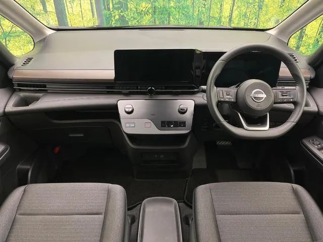 Nissan Serenade 2026 photo 2