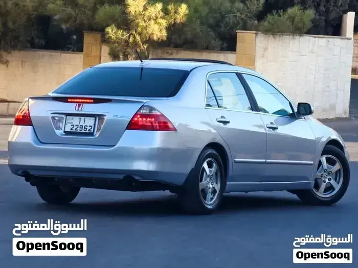 Honda Accord 2007 photo 2