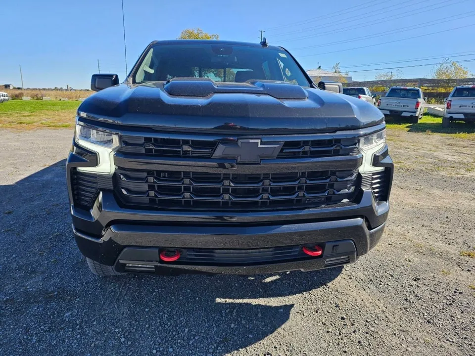 Chevrolet Silverado 1500 2024 photo 2