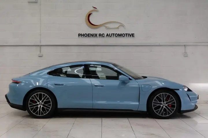 Porsche Taycan 2020 photo 3