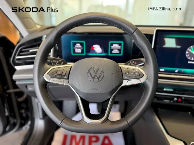 Volkswagen Passat Variant 2024 photo 4