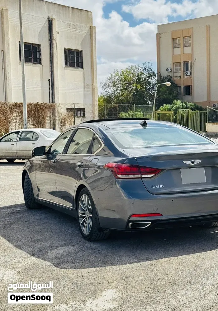 Genesis G80 2016 photo 3