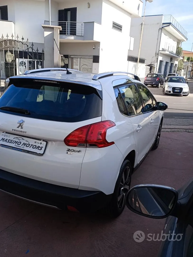 Peugeot 2008 2014 photo 4