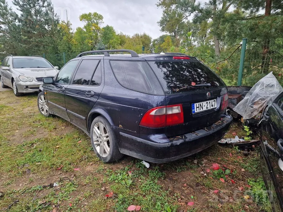 Saab 9-5 2002 photo 3