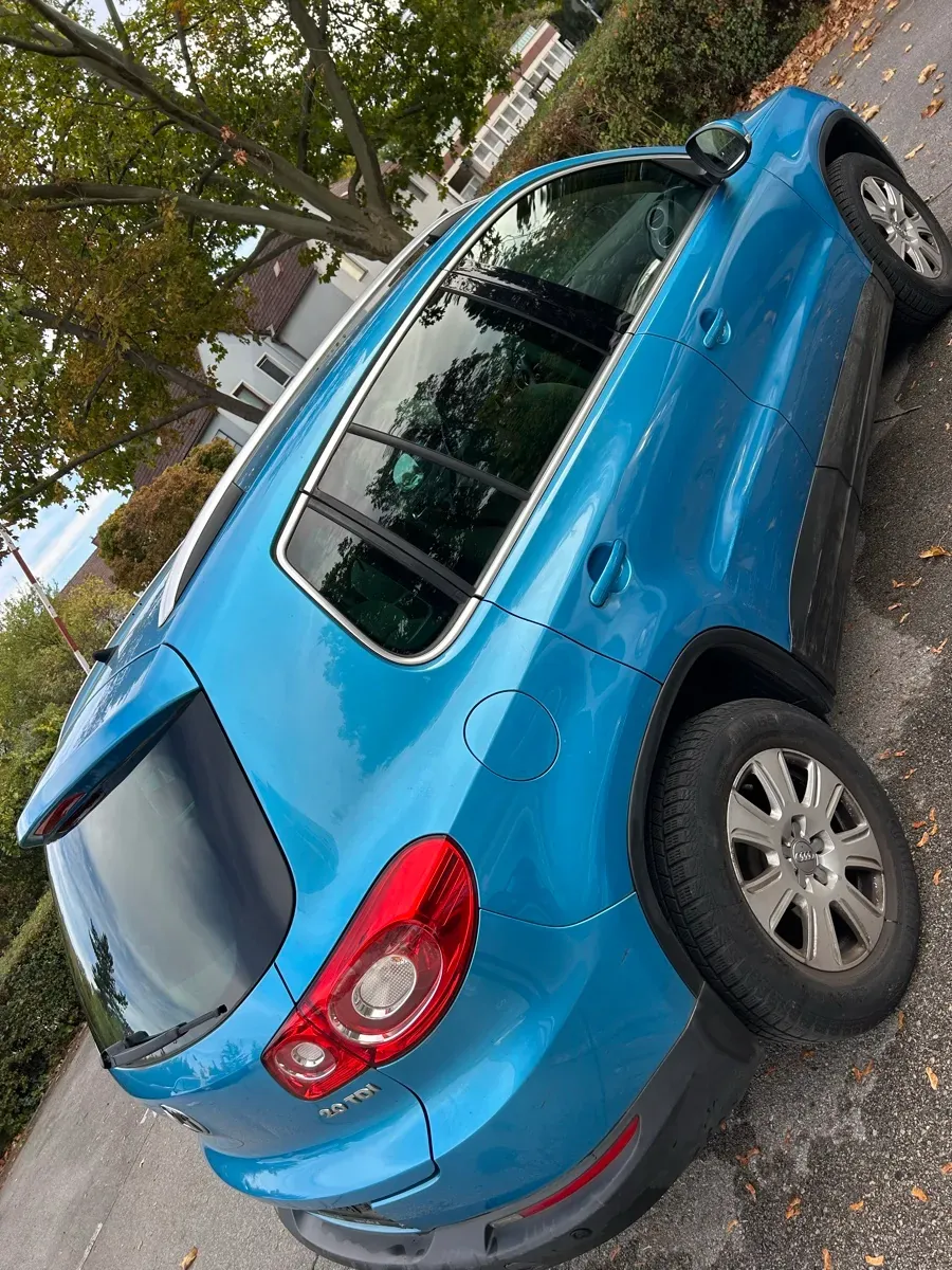 Volkswagen Tiguan 2008 photo 2