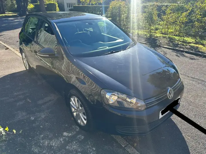 Volkswagen Golf 2011 photo 2