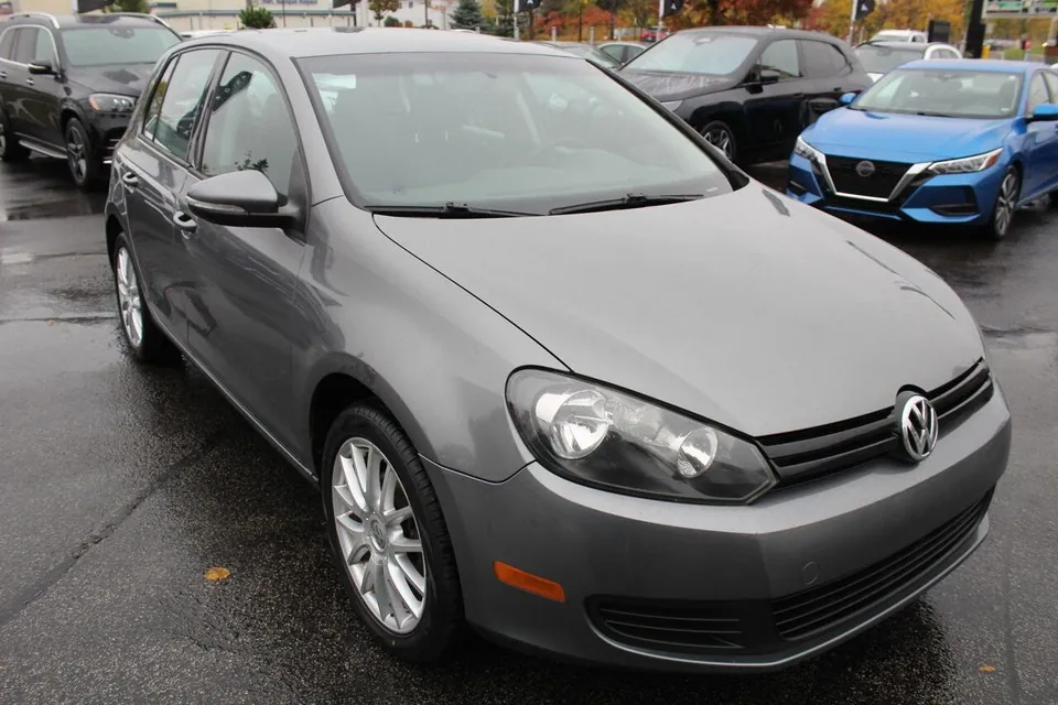 Volkswagen Golf 2012 photo 5