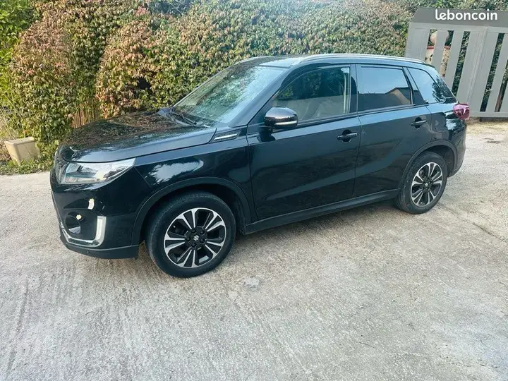 Suzuki Vitara 2021 photo 2