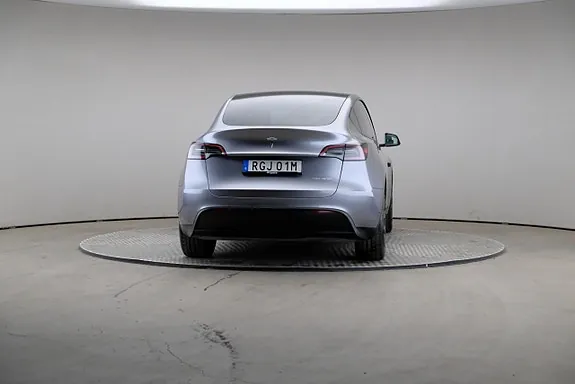 Tesla Model Y 2023 photo 5