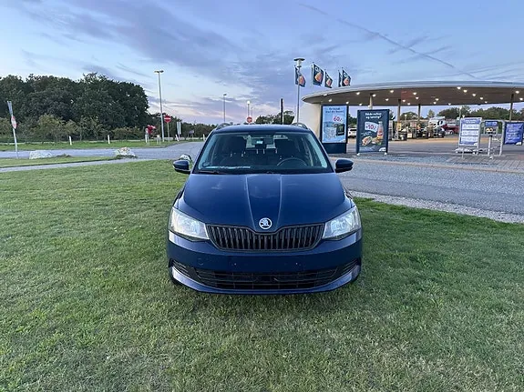 Skoda Fabia 2017 photo 2