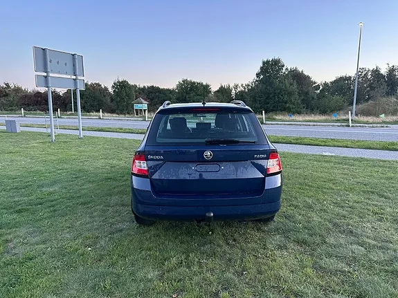 Skoda Fabia 2017 photo 5
