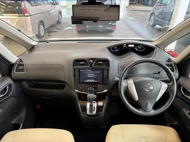 Nissan Serena Highway Star V Select+ Safety Shv