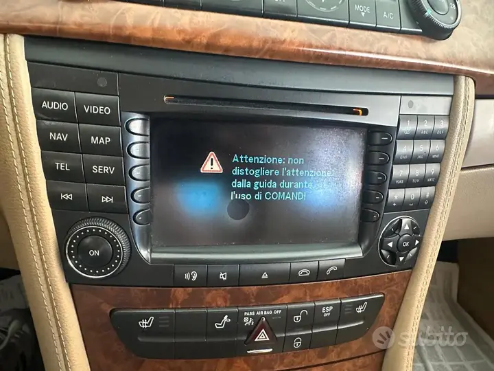 Mercedes-Benz Cls 2006 photo 2