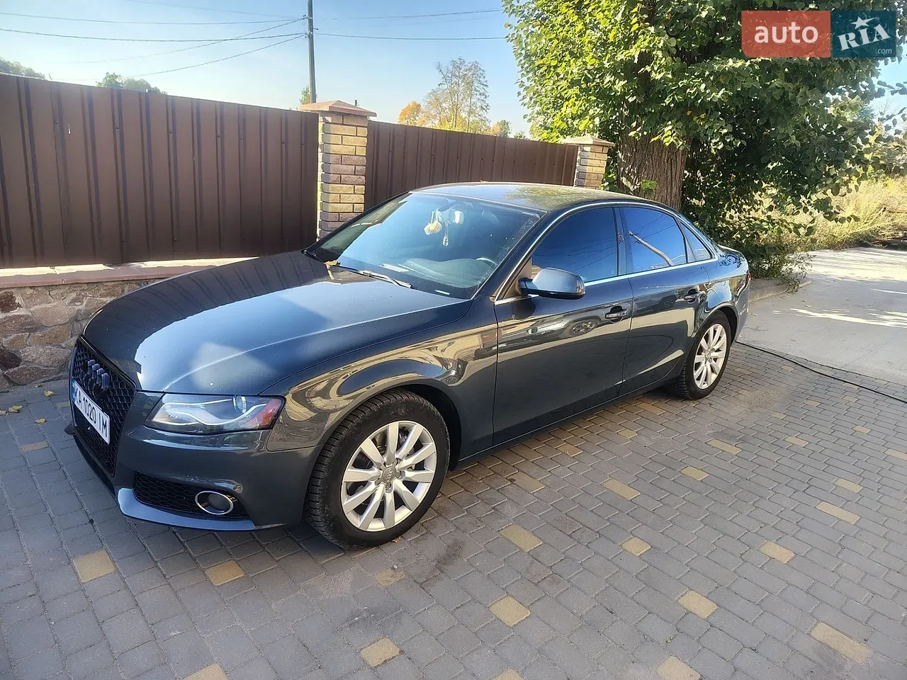 Audi A4 2010 photo 4