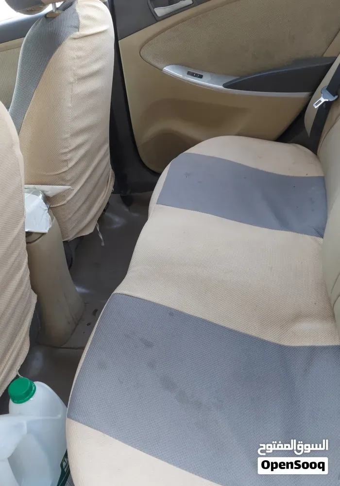 Hyundai Accent 2013 photo 3