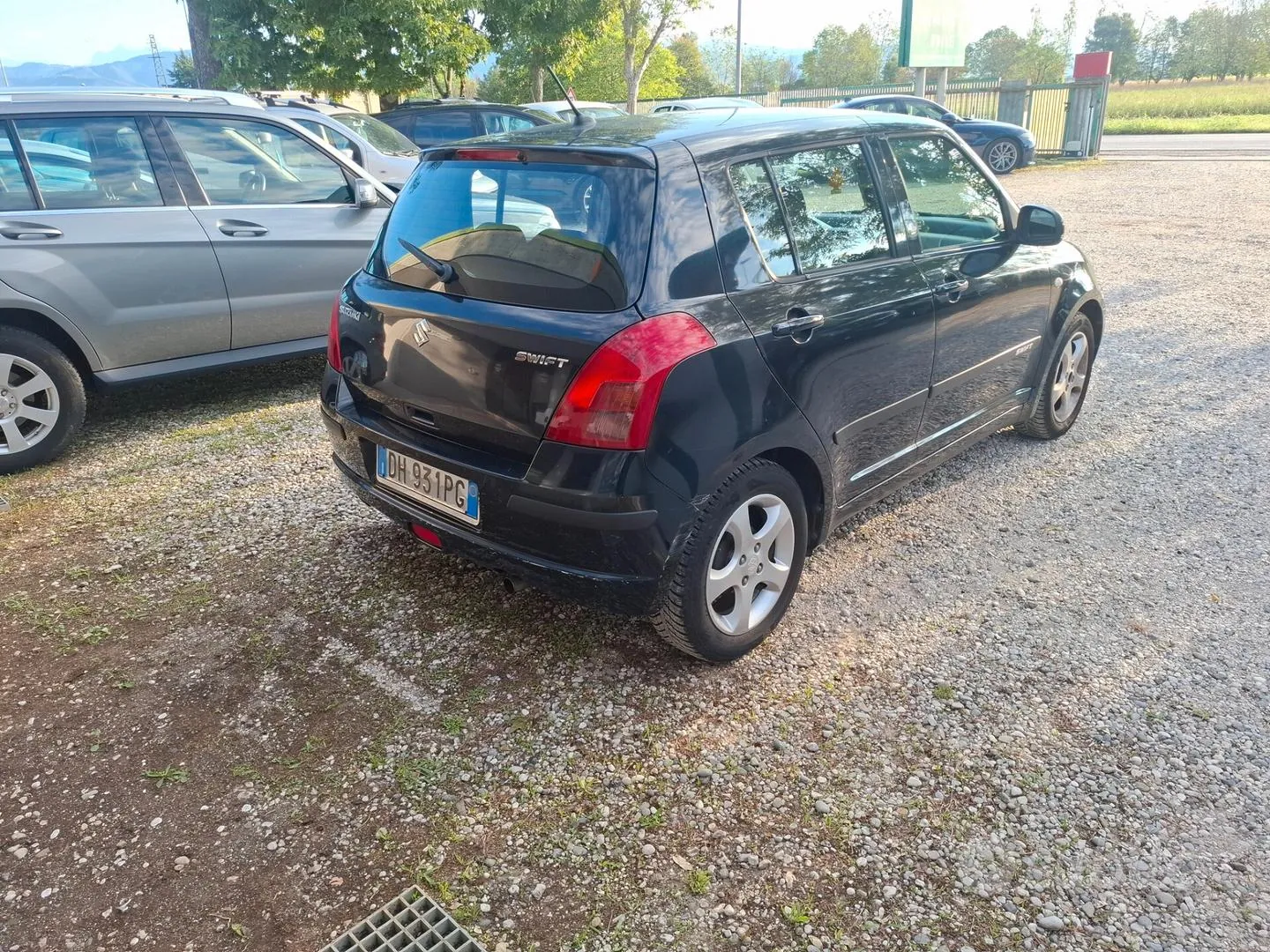 Suzuki Swift 2007 photo 4