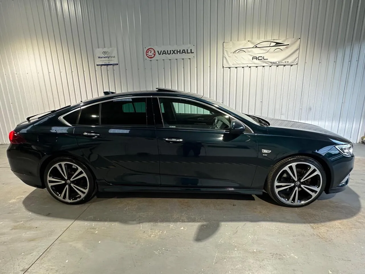 Vauxhall Insignia 2017 photo 4