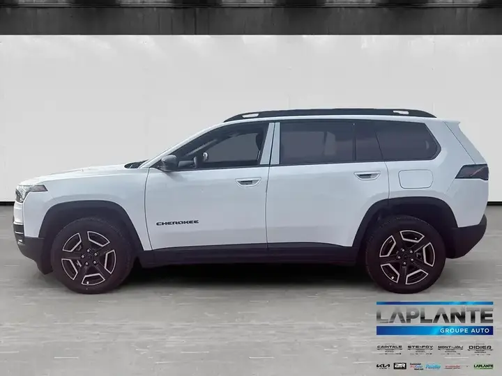 Jeep Cherokee 2026 photo 5