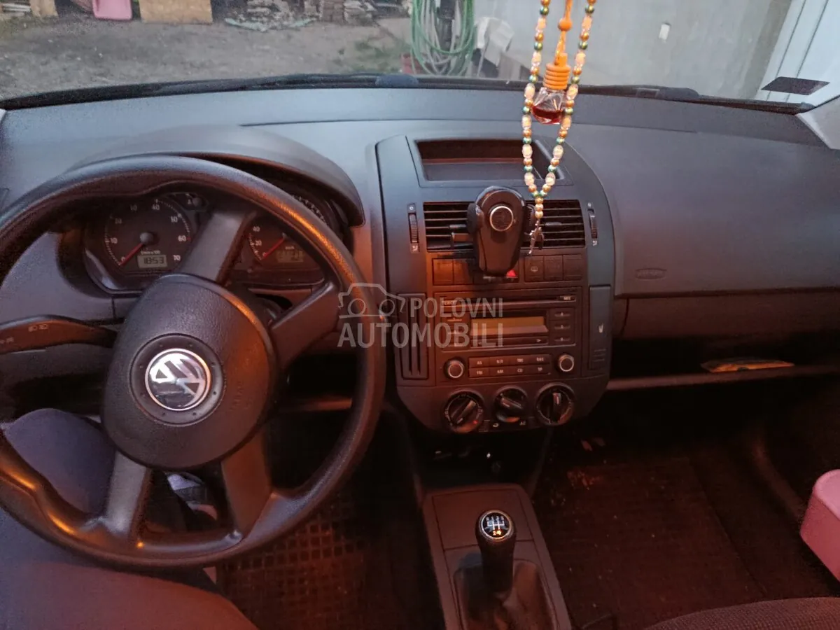 Volkswagen Polo 2005 photo 4