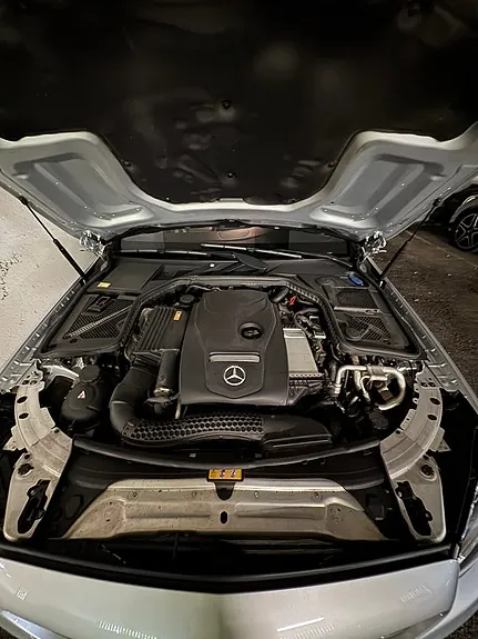 Mercedes-Benz C180 2016 photo 2