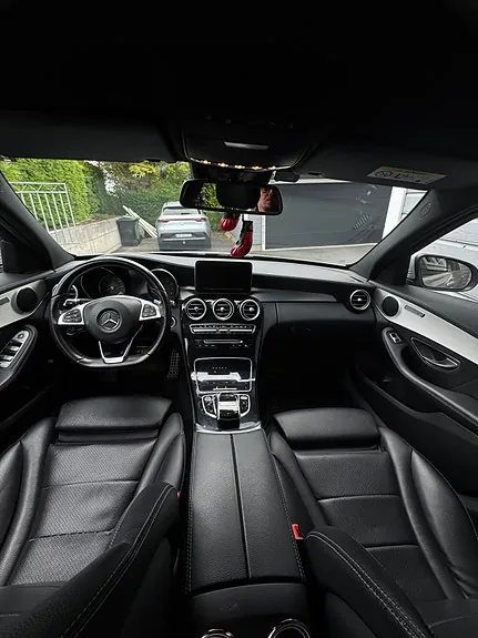 Mercedes-Benz C180 2016 photo 4