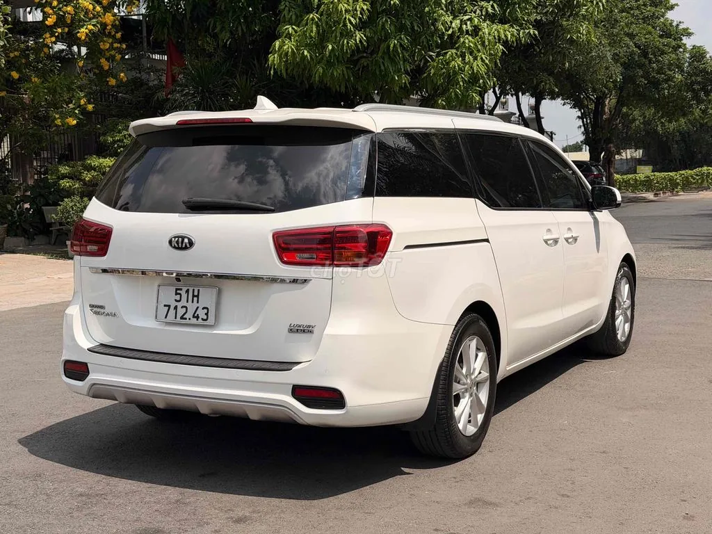 Kia Sedona 2020 photo 4