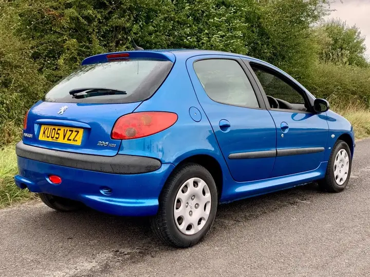 Peugeot 206 2005 photo 3