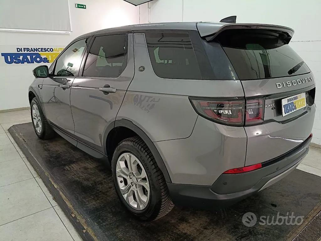 Land Rover Discovery Sport 2019 photo 4