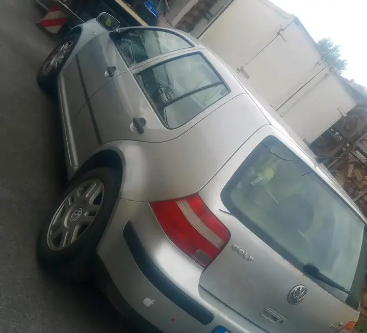 Volkswagen Golf 4