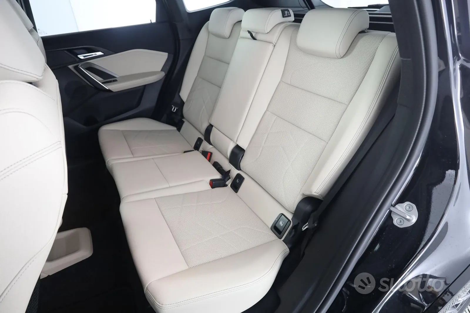 BMW X1 2023 photo 3