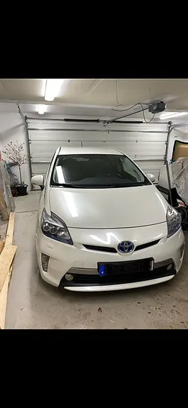 Toyota Prius Plug-In Hybrid 2012 photo 5