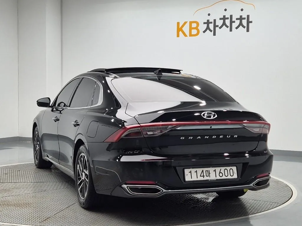 Hyundai Grandeur 2023 photo 2