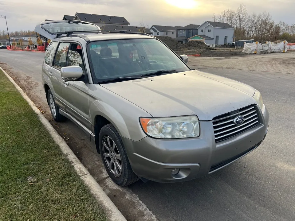 Subaru Forester 2006 photo 2