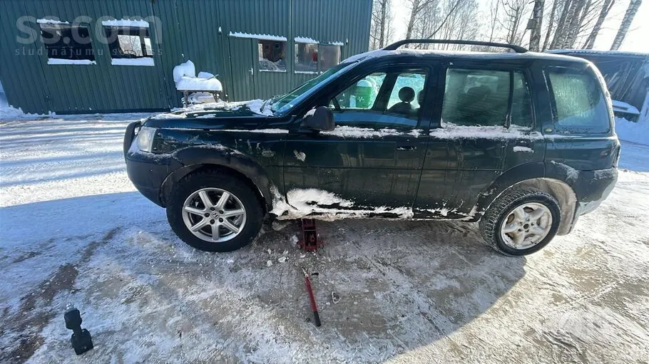 Land Rover Freelander 2002 photo 4