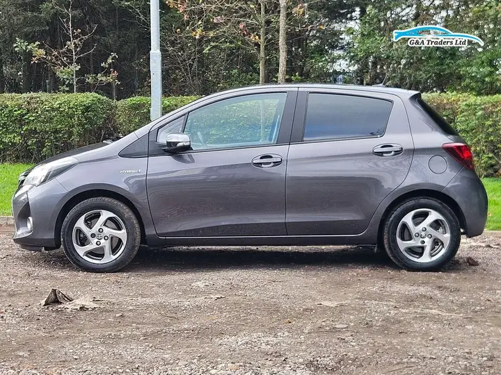 Toyota Yaris 2016 photo 4